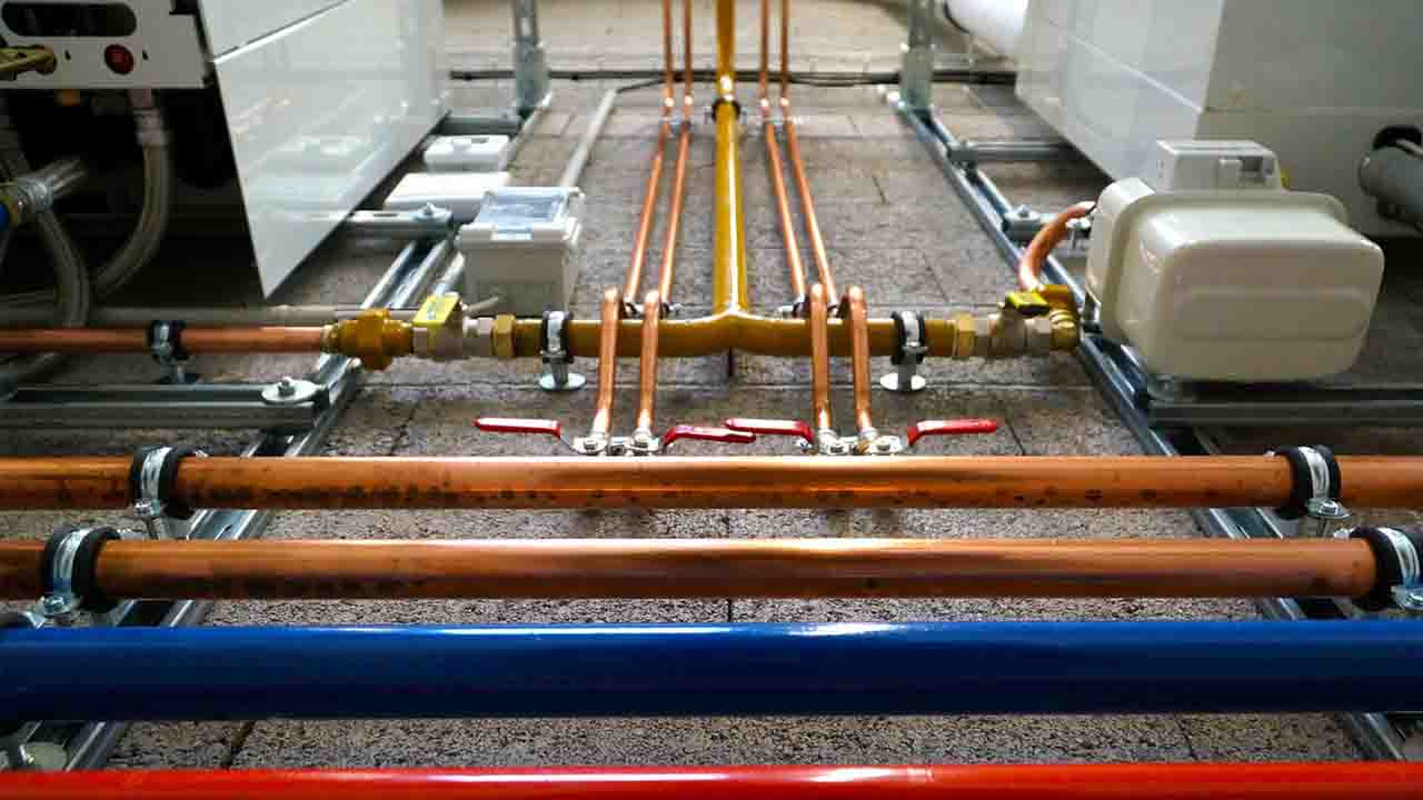 Images de réalisations, d'installation de climatiseur et de plomberie